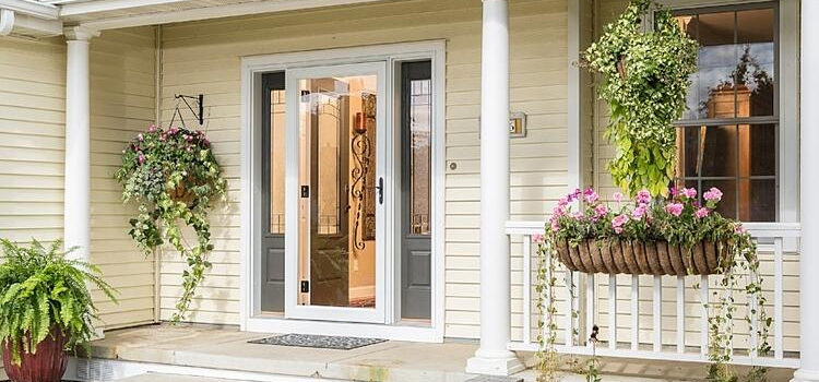screen door installation in Coronado
